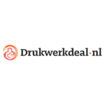 Het logo van Drukwerkdeal.nl bevat een gestileerd rood en oranje icoon aan de linkerkant, naast de tekst Drukwerkdeal.nl in grijs lettertype. Ideaal voor alle opleidingsoverzichtmaterialen.